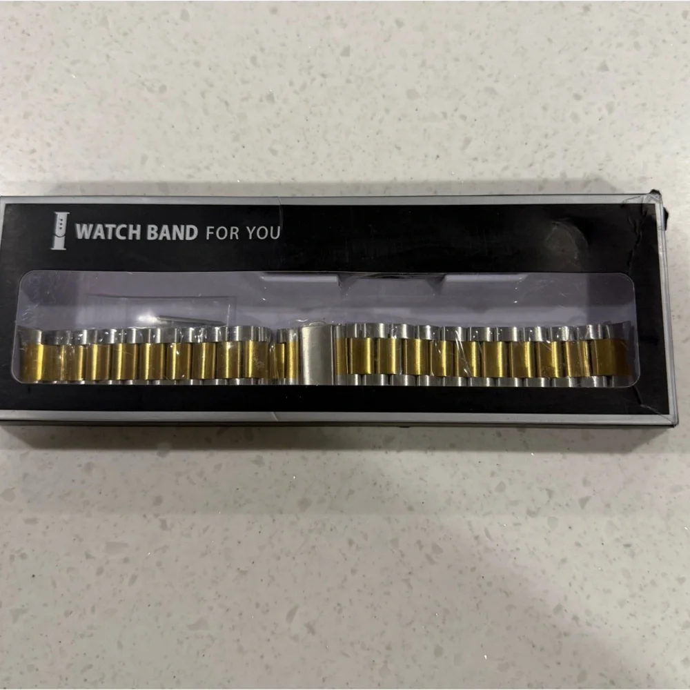 Men’s Apple Watch Band, Stainless Steel, Gold and Silver toned, NWT